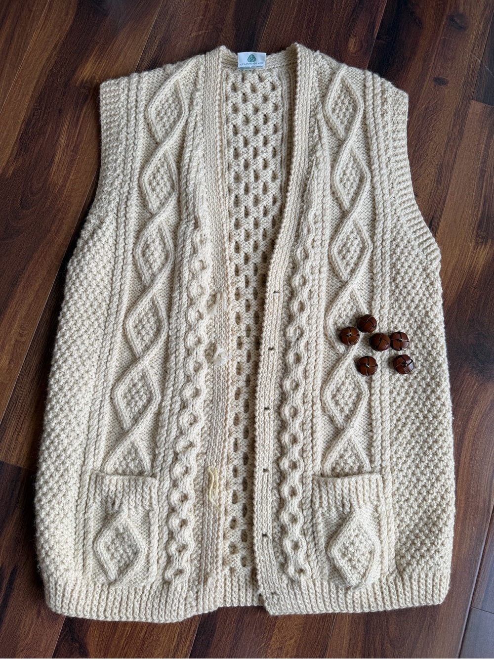 VTG Blarney Woollen Mills Irish Cable Knit Wool Fisherman’s Sweater Vest *Read*